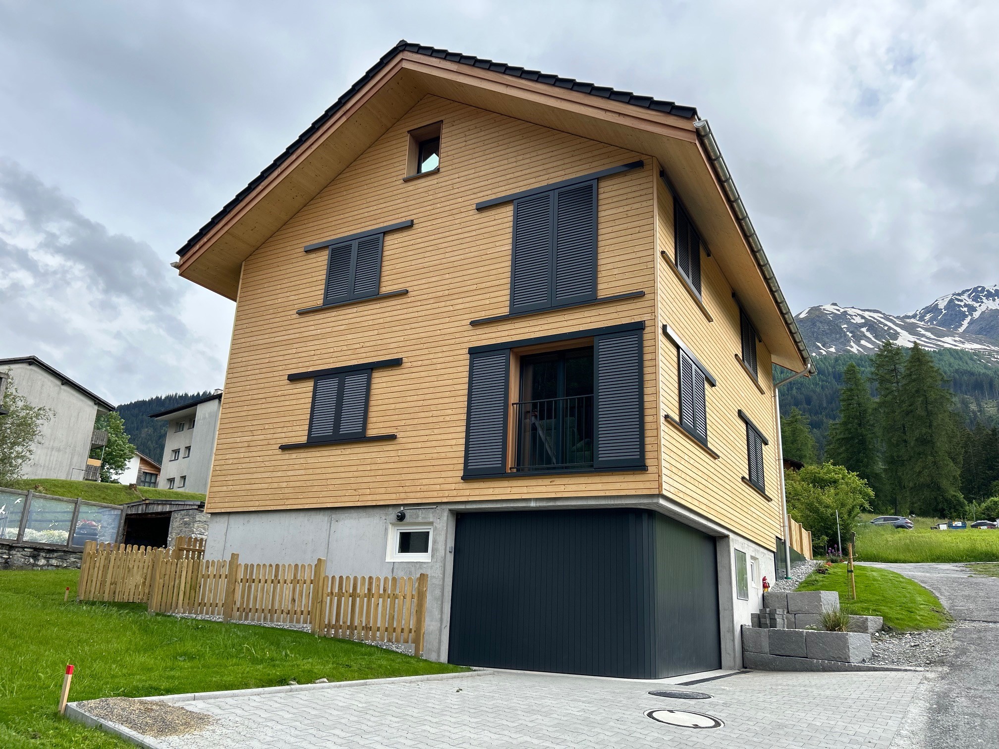 Garagentore vom Profi - Rundum Meir aus Schrobenhausen